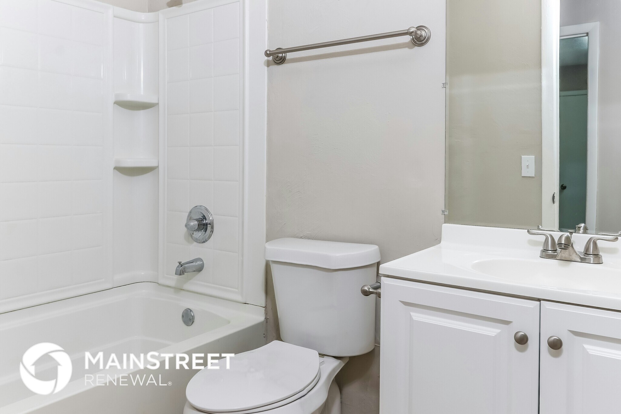 Building Photo - 1080 SW Colorado Ave