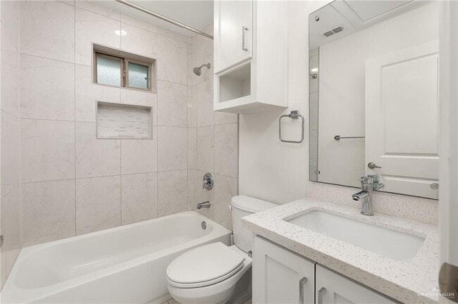 Building Photo - 23 Isabella Grace St