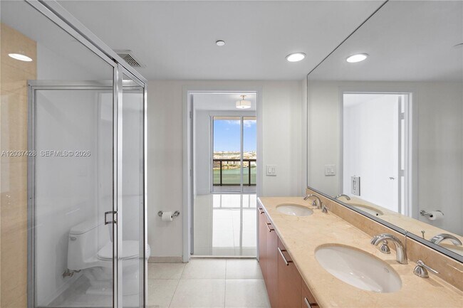 Building Photo - 50 Biscayne Blvd