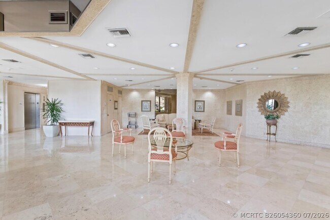 Building Photo - 3610 S Ocean Blvd