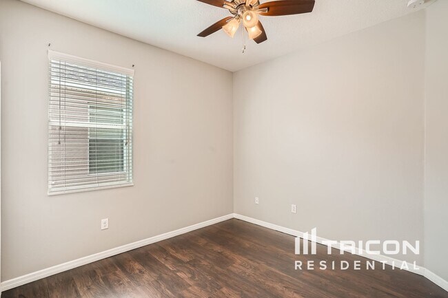 Building Photo - 7126 Forest Mere Dr