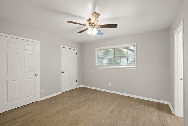 Building Photo - 3531 Midwest Dr