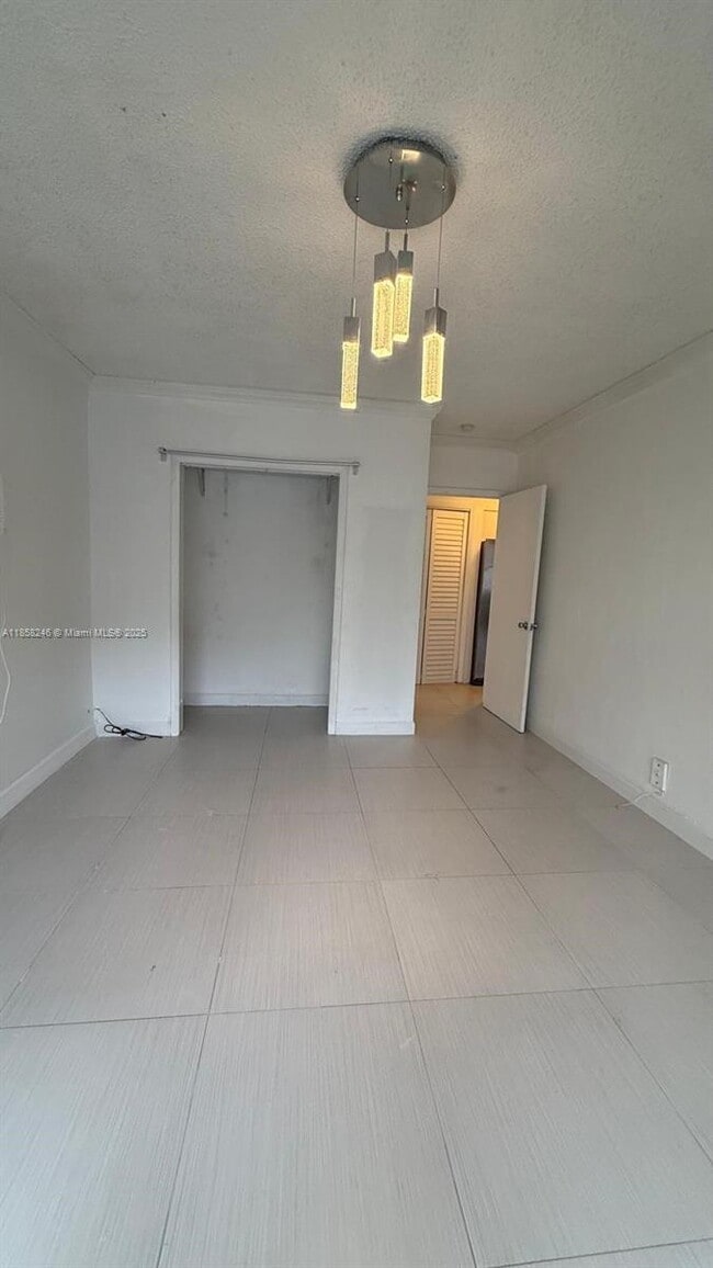 Building Photo - 9241 Collins Ave