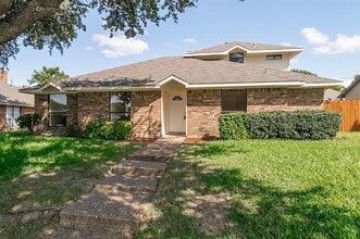 Building Photo - 6536 Bronze Leaf Dr