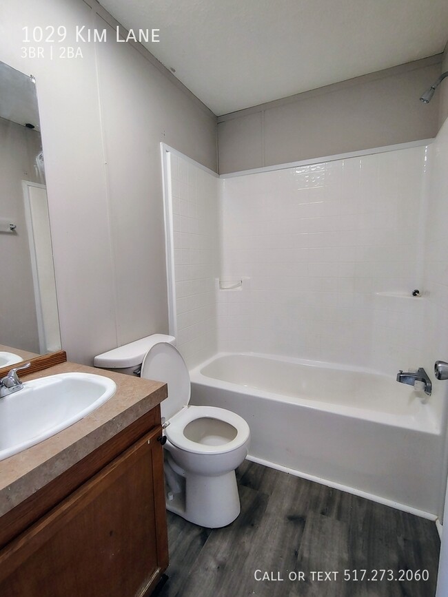 Building Photo - 1029 Kim Ln