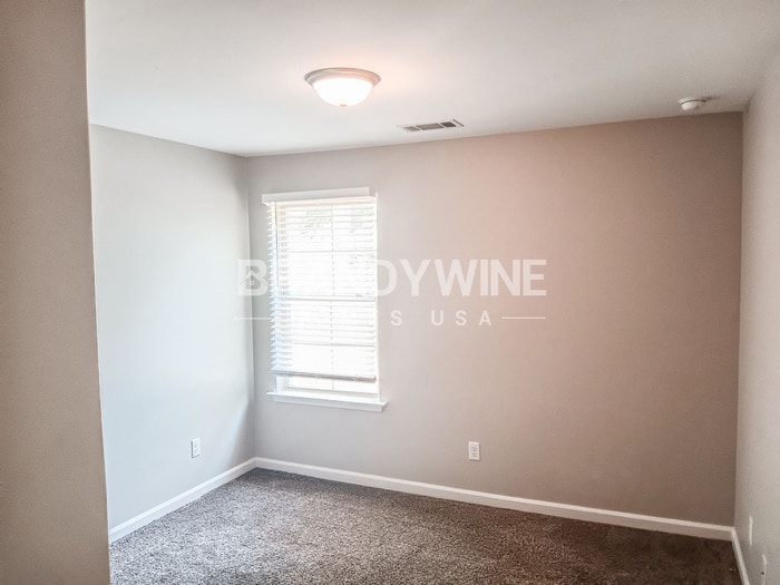 Building Photo - 2260 Webbing Dr