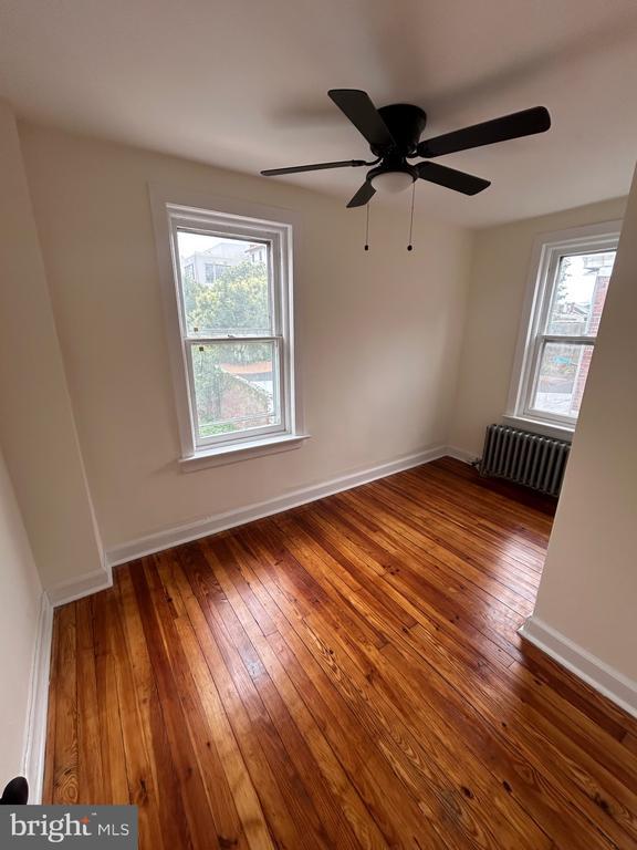 Building Photo - 52 Barnt Ave