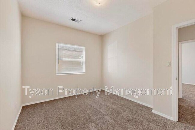 Building Photo - 8535 Zydecko Ave SW