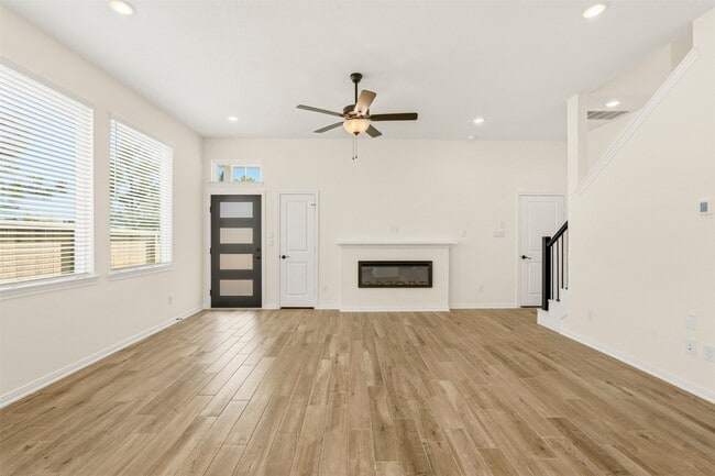 Building Photo - 106 W Coralburst Lp