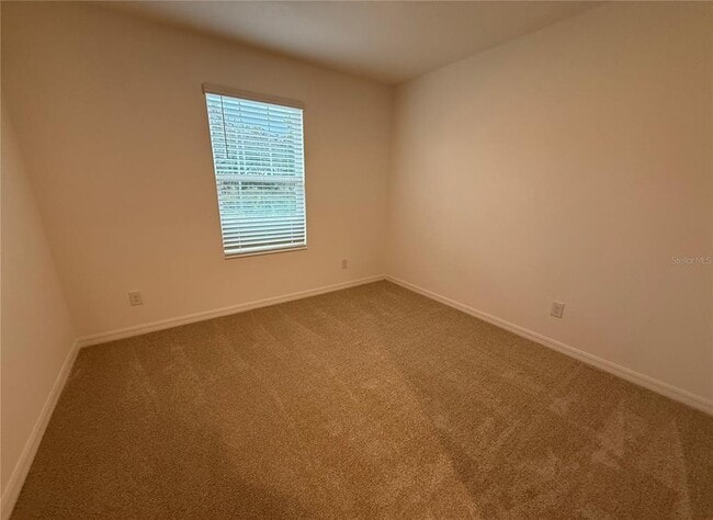 Building Photo - 215 Glass Onion Dr