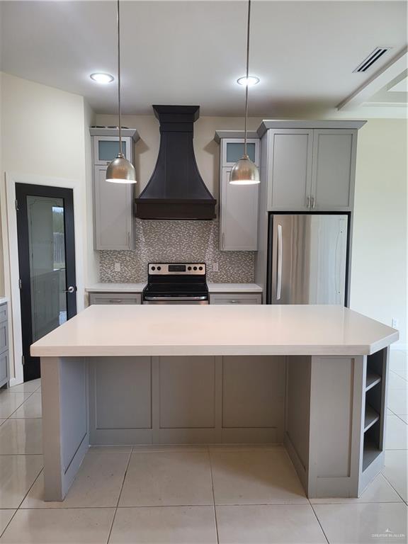 Building Photo - 1367 Garden Dr