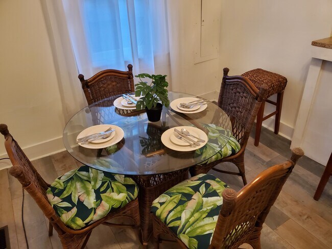 Building Photo - Furnished, Cozy Stay in the Arts District