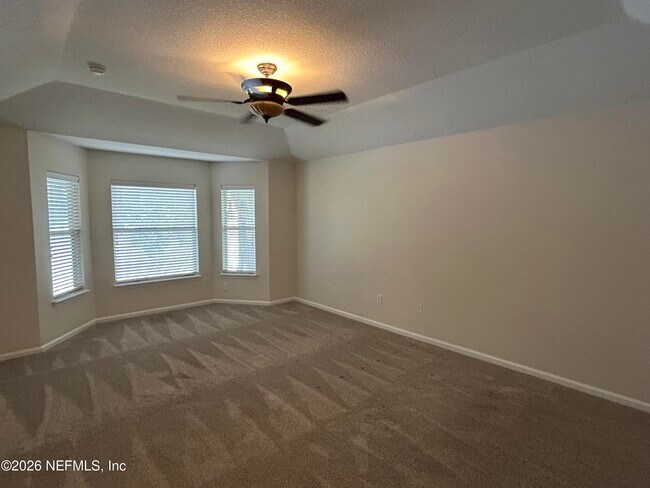 Building Photo - 13916 Fish Eagle Dr E