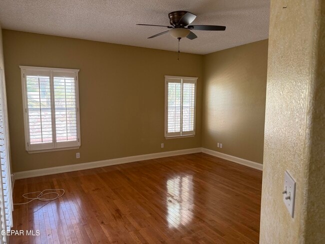 Building Photo - 917 Tecate Pl