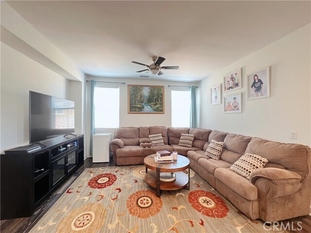 Building Photo - 2408 E Kern River Ln