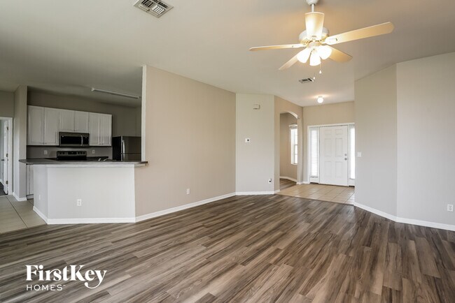 Building Photo - 1817 NW 15th Terrace