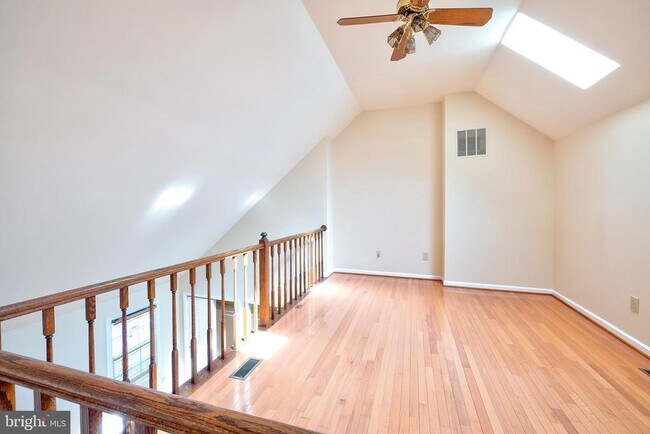 Building Photo - 11633 Pleasant Meadow Dr