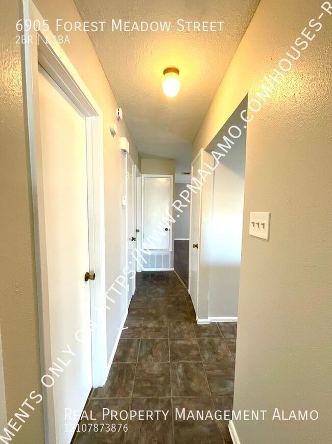 Building Photo - 6905 Forest Meadow St