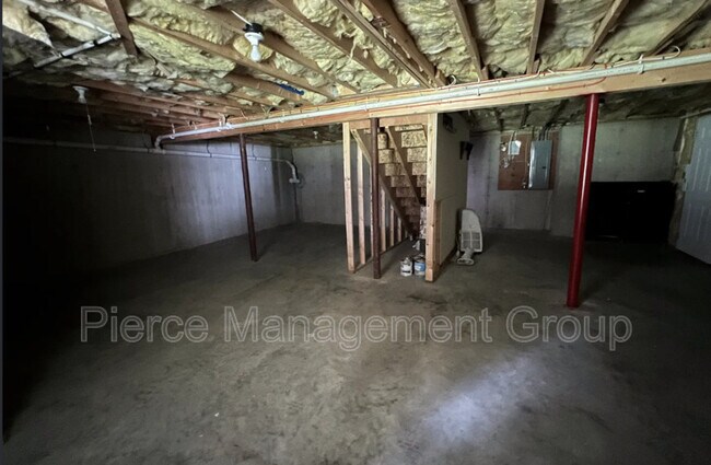 Building Photo - 5 Nicholas Way