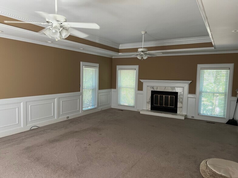 Building Photo - 2570 Acton Rd