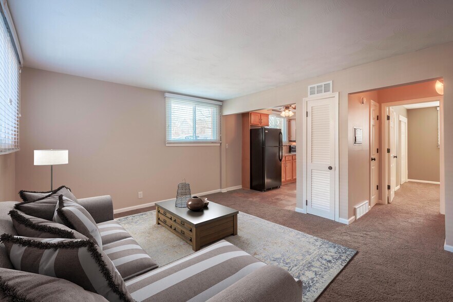 Building Photo - 316 N 35th St