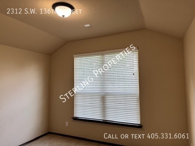 Building Photo - 2312 SW 136th St