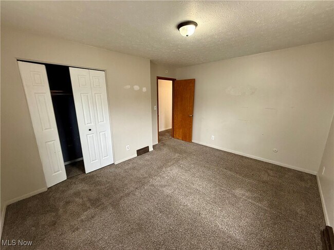 Building Photo - 1916 17th St SW