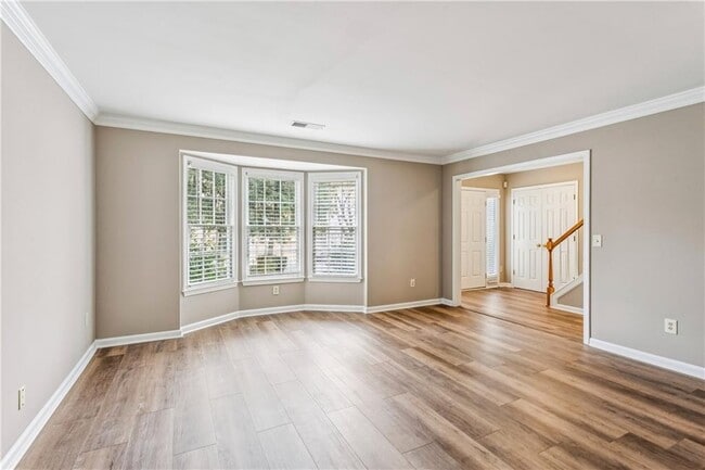 Building Photo - 52 Bridle Ln