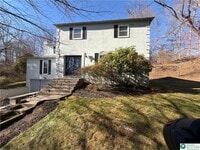 Building Photo - 639 Heather Ln