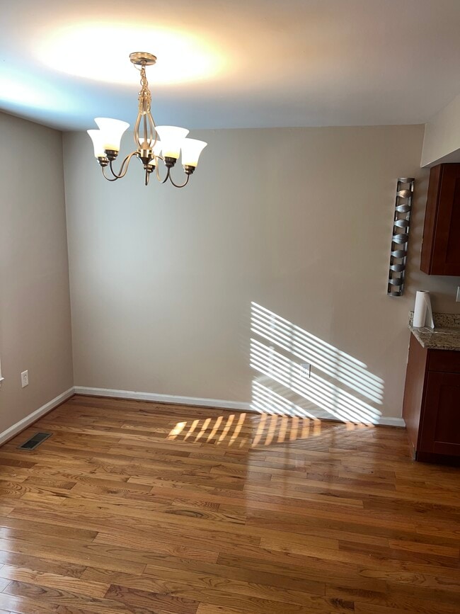 Building Photo - 2136 Catskill St