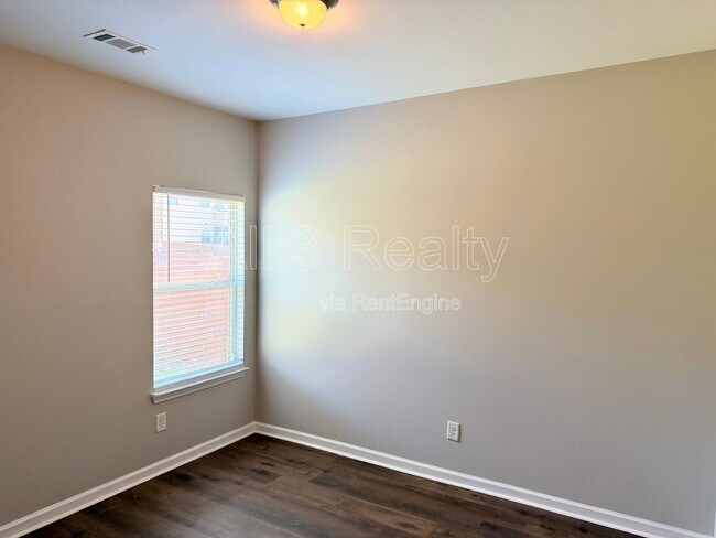 Building Photo - 7766 Flyaway Rd