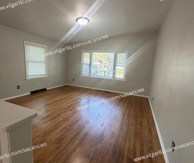 Building Photo - 2783-2785 Brown