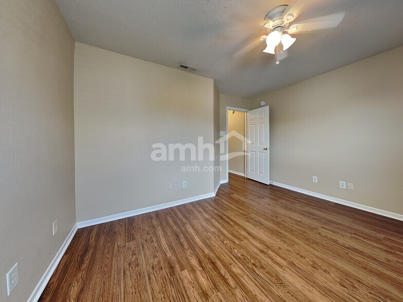 Building Photo - 12655 Endurance Dr