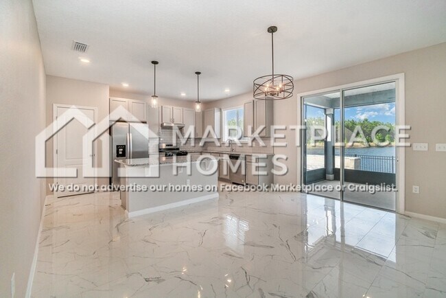 Building Photo - 11033 Stapleton Dr
