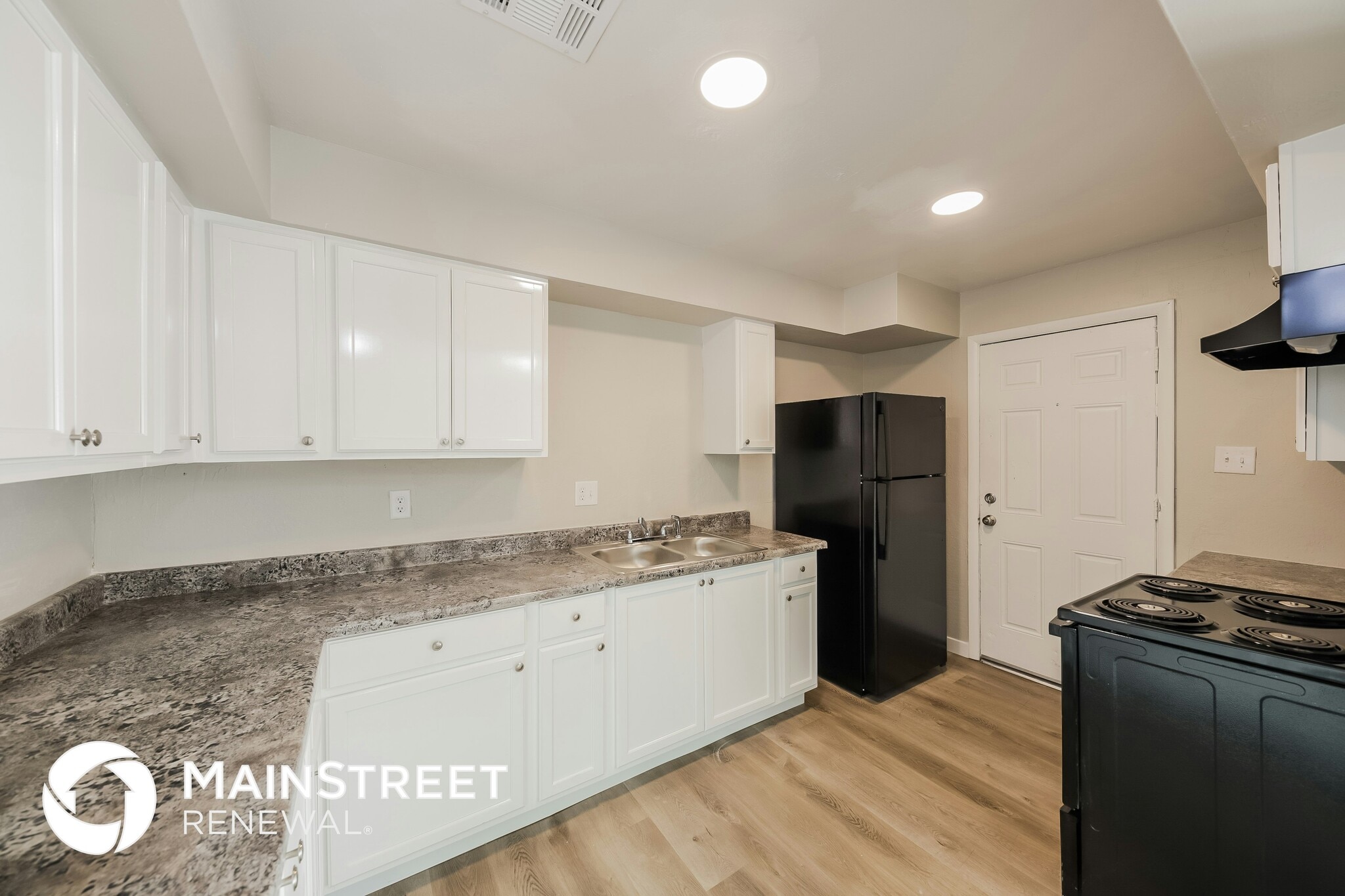 Building Photo - 4749 N 39th Dr