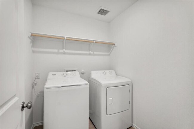 Building Photo - 221 Rodney Boat Rd