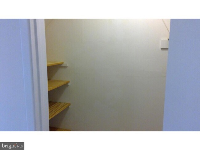 Building Photo - 379 Old Forge Crossing