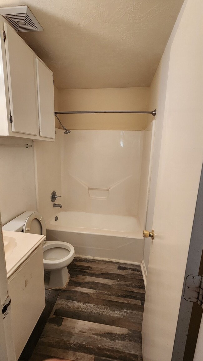 Building Photo - 7800 Summer Pl Dr