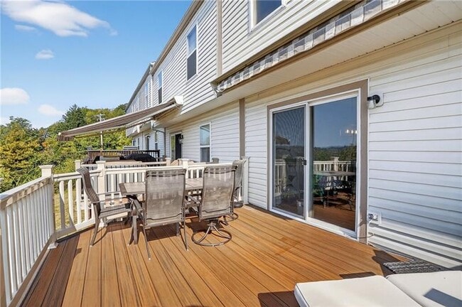 Building Photo - 117 Scenic Hill Dr