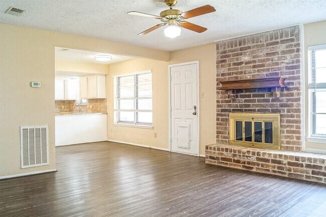 Building Photo - 12645 Lake Conroe Hills Dr