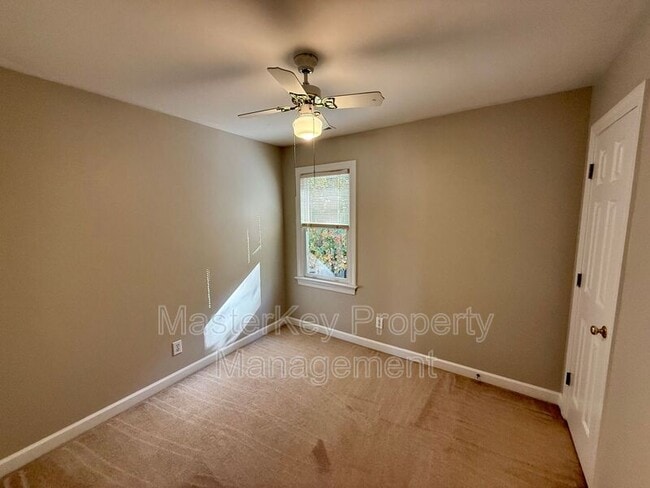 Building Photo - 306 Cary Pines Dr