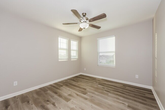 Building Photo - 10313 Castle Lyons Ln