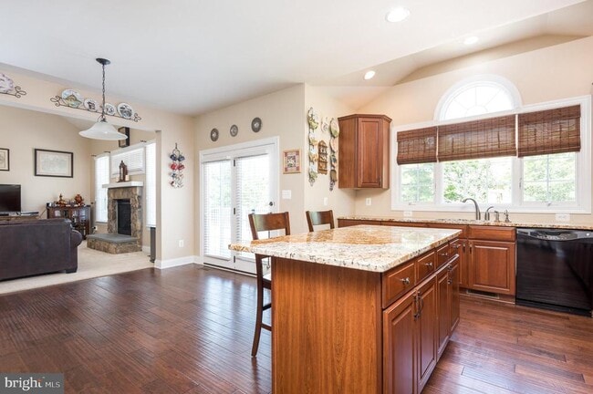 Building Photo - 5737 Waterloo Bridge Cir