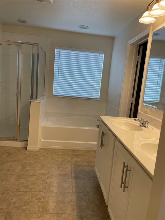 Building Photo - 14651 Bahama Swallow Boulevard