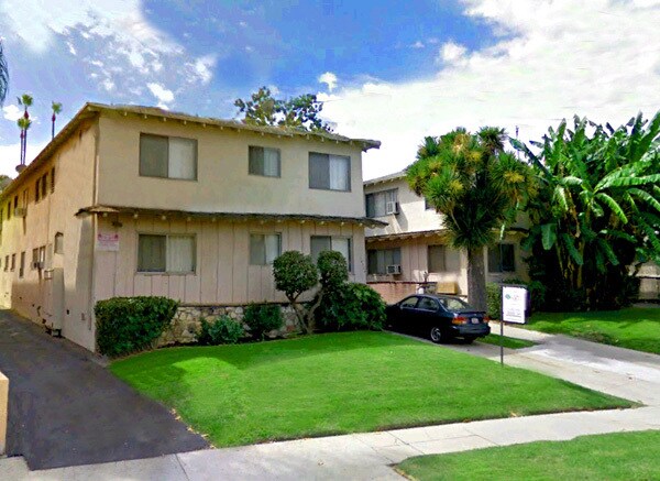 Primary Photo - 14304 Dickens St