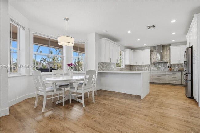Building Photo - 1419 Crossbill Ct