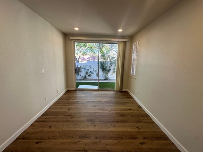 Building Photo - STUNNING DESERT SHORES MINUTES FROM THE LA...