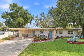 Building Photo - 6714 Nina Rosa Dr