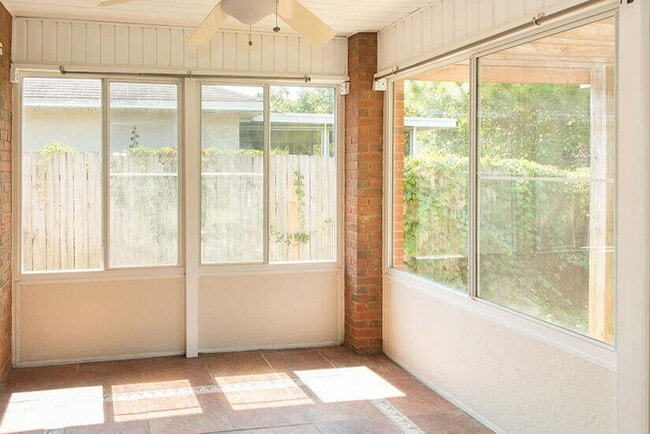 Building Photo - Spacious 4-Bedroom Sanctuary in gated comm...