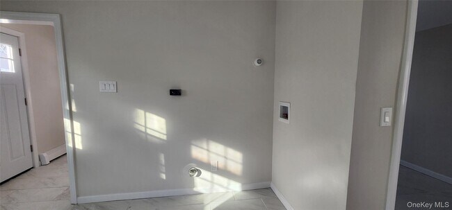 Building Photo - 192 Cypress Dr